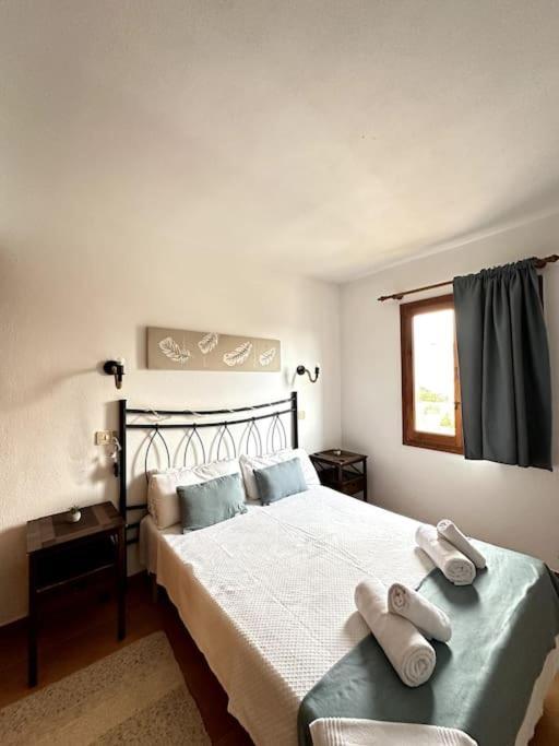 Menorca Sol Isla Apartment Arenal d'en Castell Ngoại thất bức ảnh