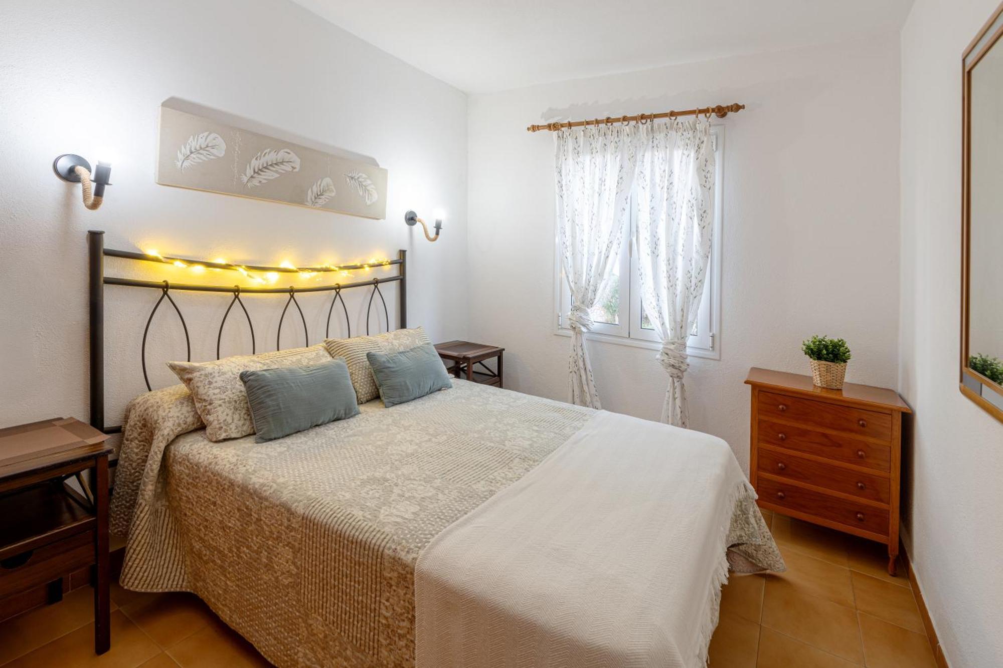 Menorca Sol Isla Apartment Arenal d'en Castell Ngoại thất bức ảnh