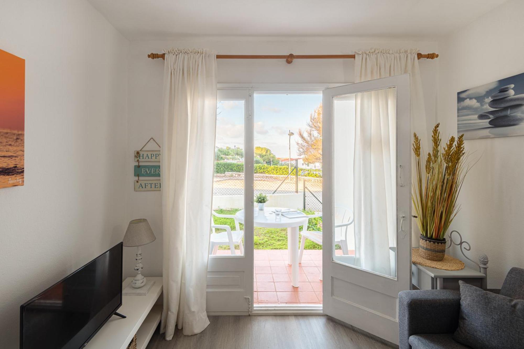 Menorca Sol Isla Apartment Arenal d'en Castell Ngoại thất bức ảnh